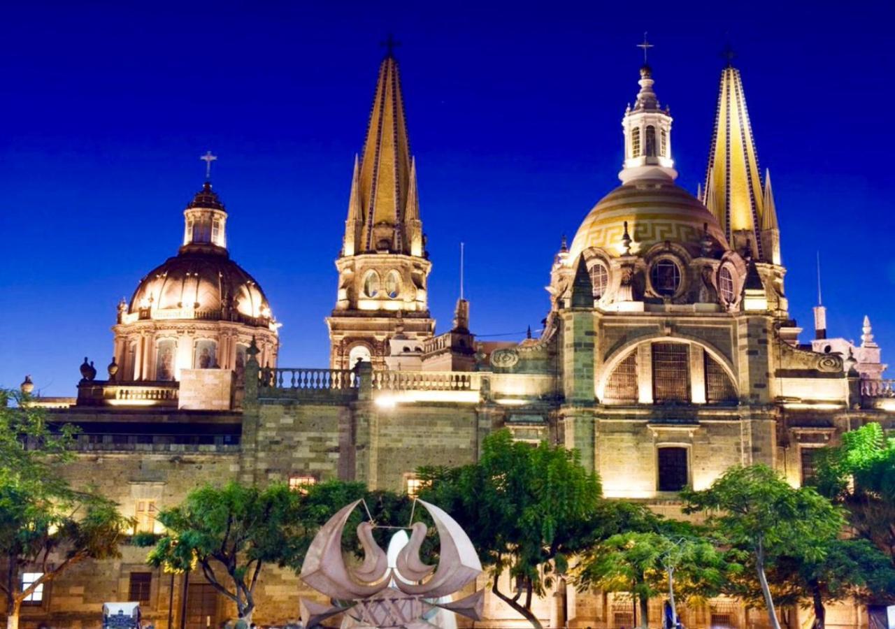 Hotel Plaza Bandera Revolución Guadalajara Exterior foto
